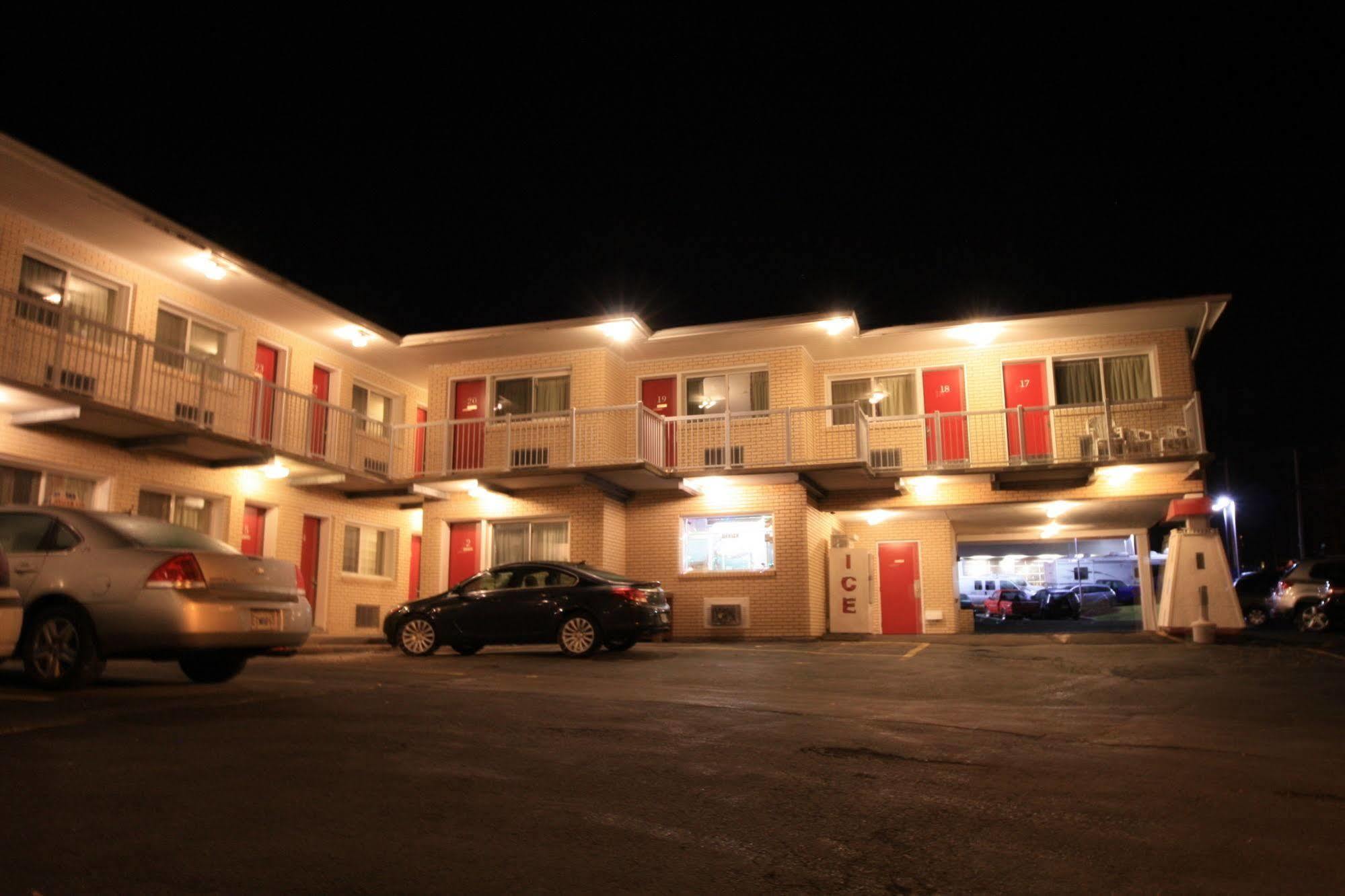 Lake City Motel Dartmouth Kültér fotó