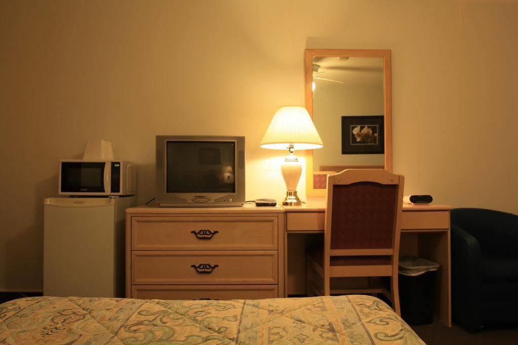 Lake City Motel Dartmouth Kültér fotó