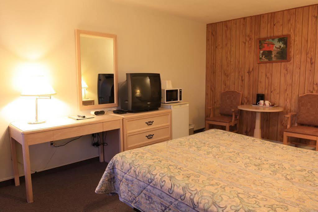 Lake City Motel Dartmouth Kültér fotó